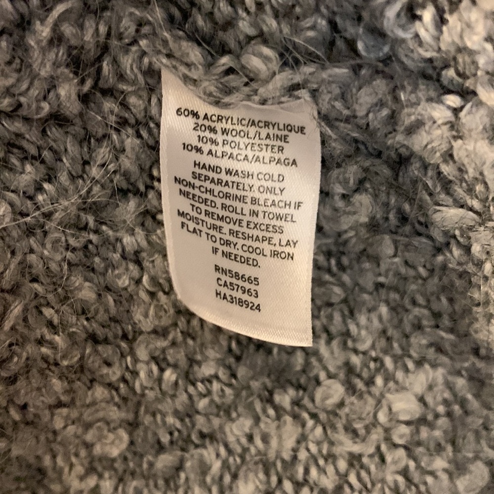 Sweater - Picture 3 of 3